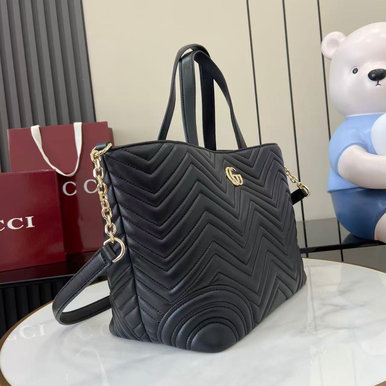 Gucci Betty Medium Tote bag