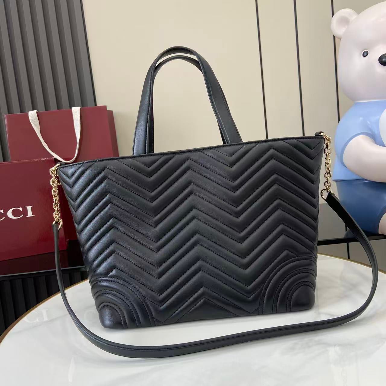 Gucci Betty Medium Tote bag