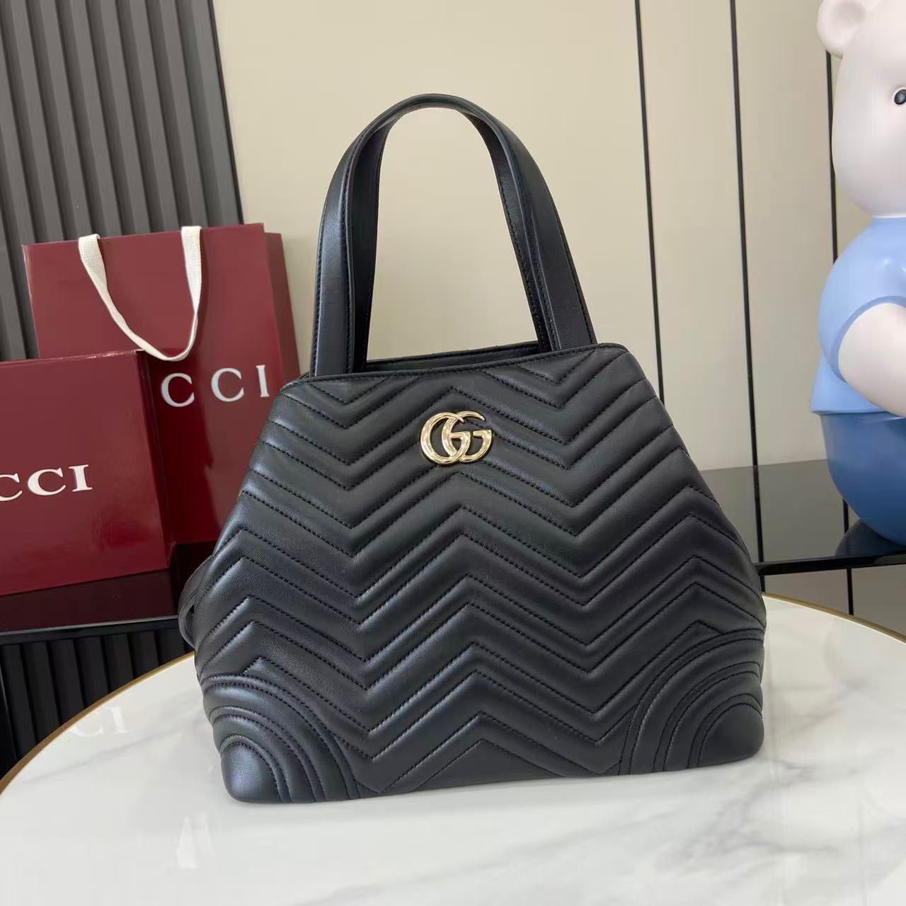 Gucci Betty Medium Tote bag
