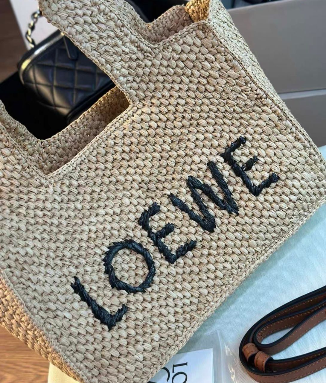 LOEWE Medium Font tote in raffia