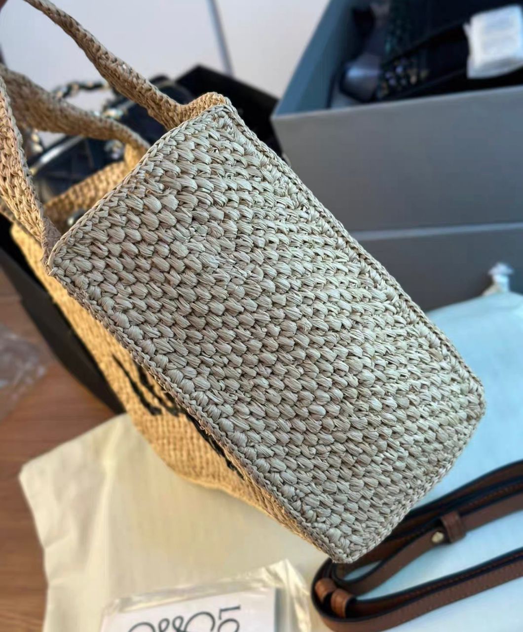 LOEWE Medium Font tote in raffia