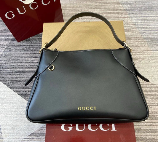 Gucci Emblem leather large shoulder bag