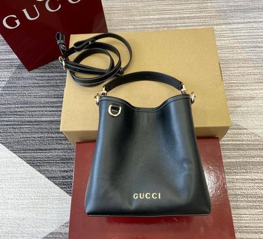 Gucci leather Emblem Bucket bag