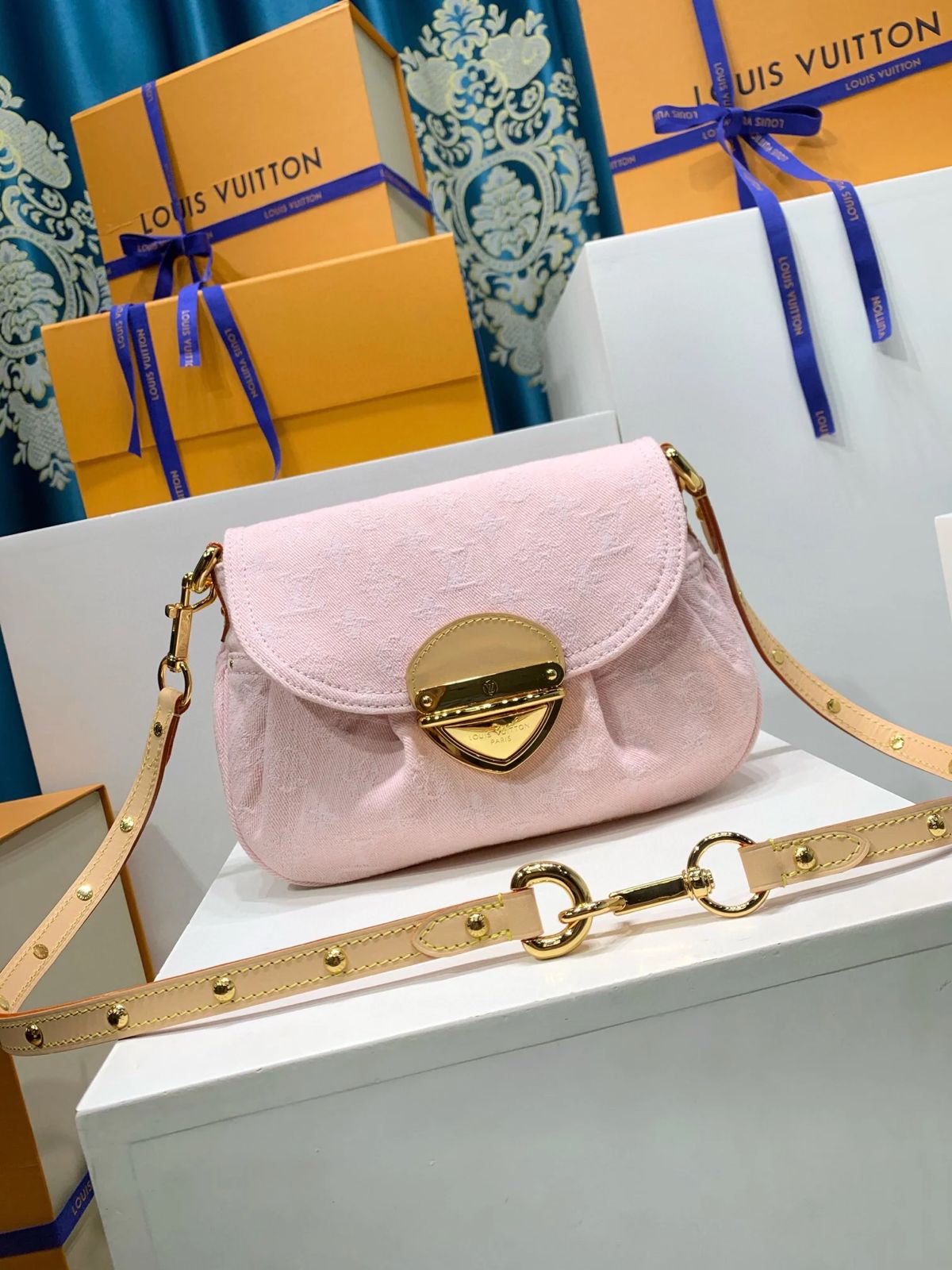 Louis Vuitton Sunset bag