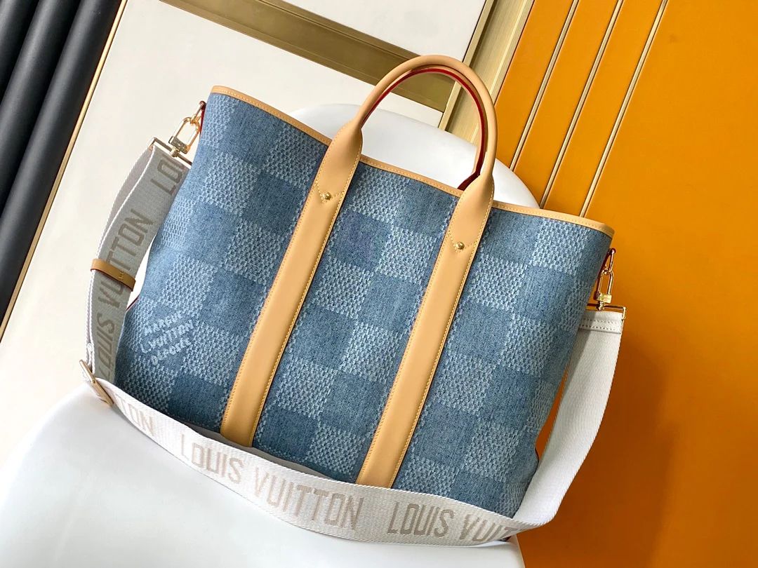 Louis Vuitton WEEKEND TOTE