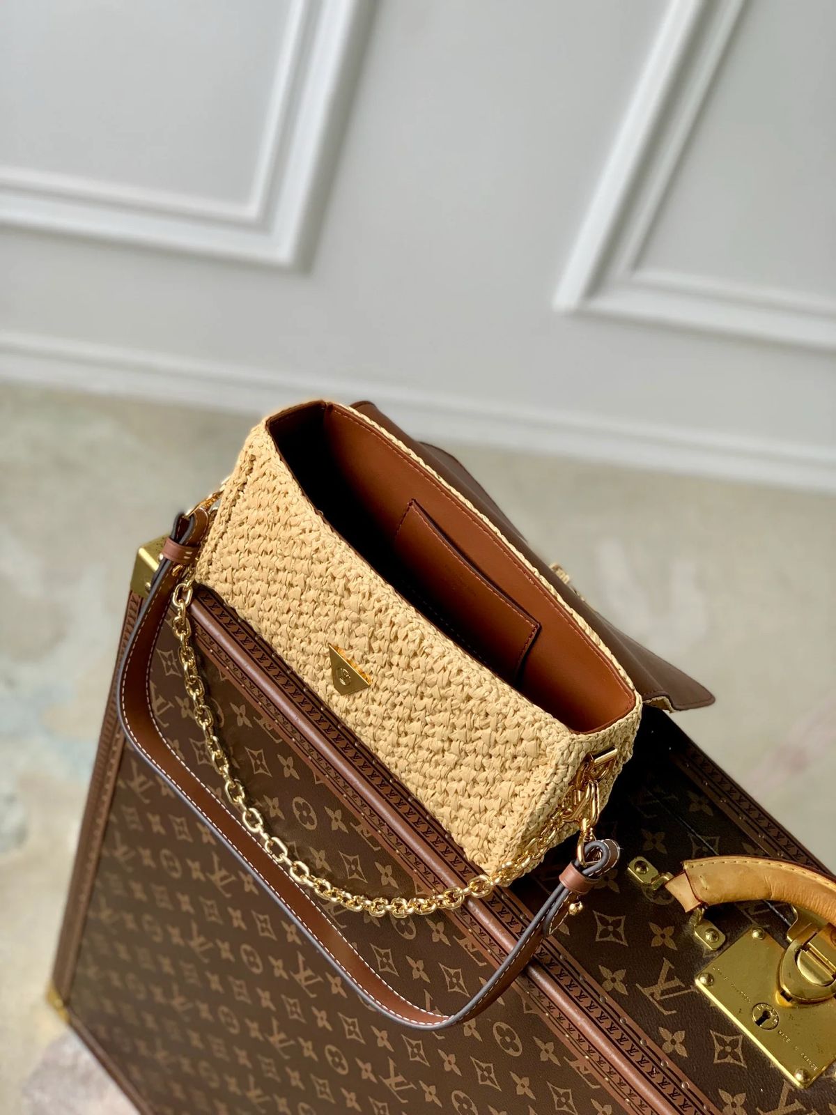 Louis Vuitton Twist West bag in raffia
