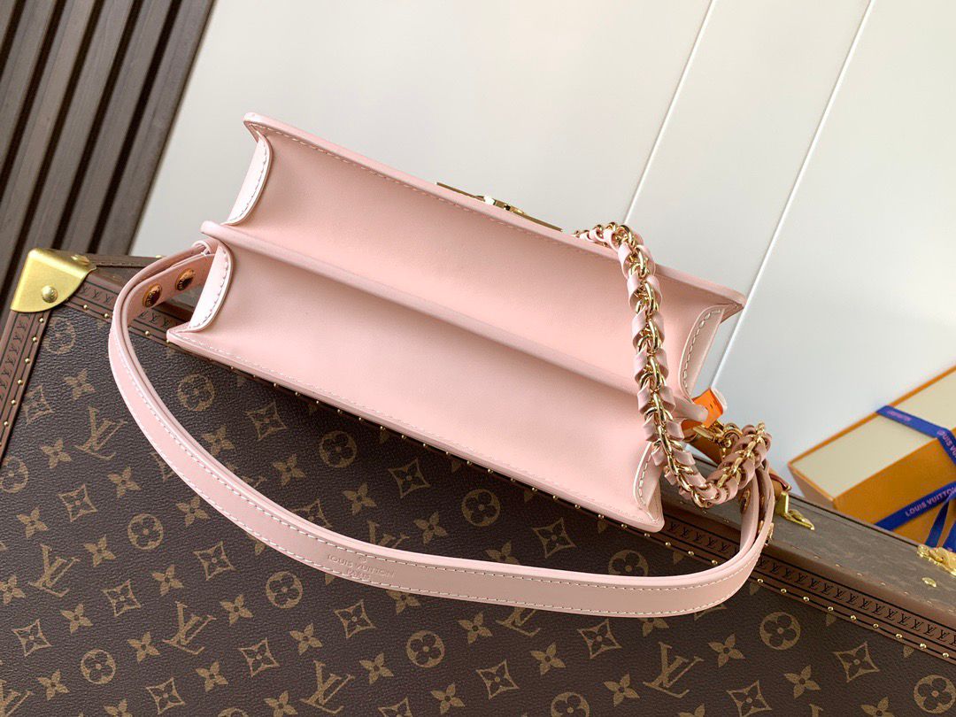 Louis Vuitton Dauphine MM epi leather