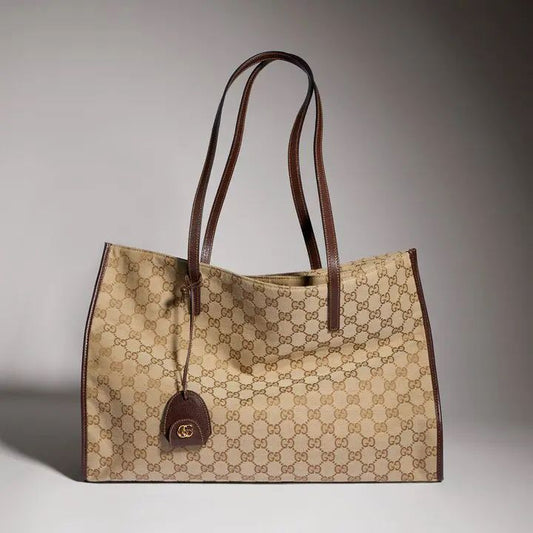 Gucci Large tote bag with charm