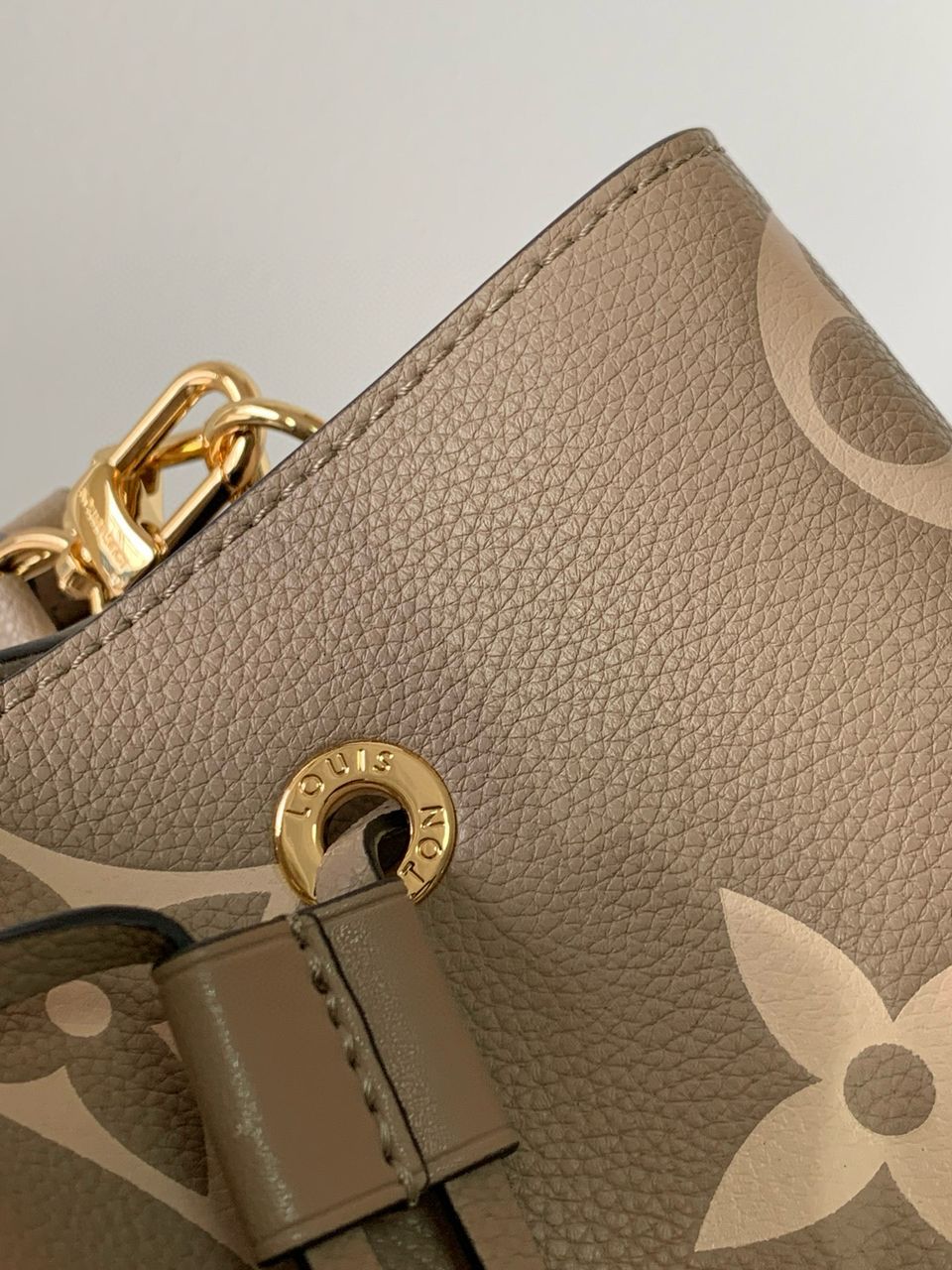 Louis Vuitton NeoNoe MM Bicolor Empreinte