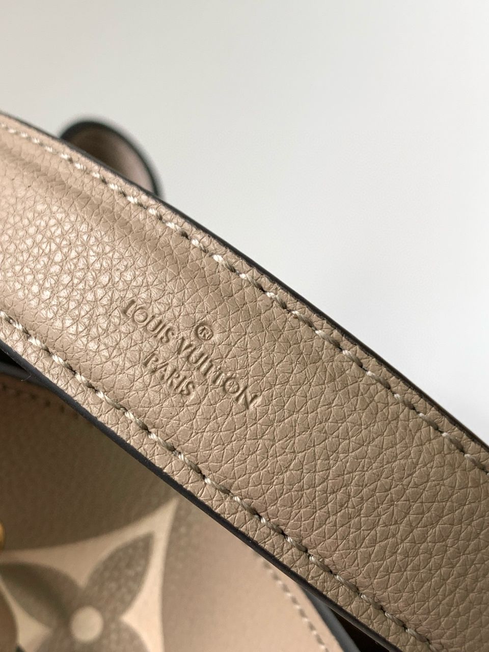 Louis Vuitton NeoNoe MM Bicolor Empreinte