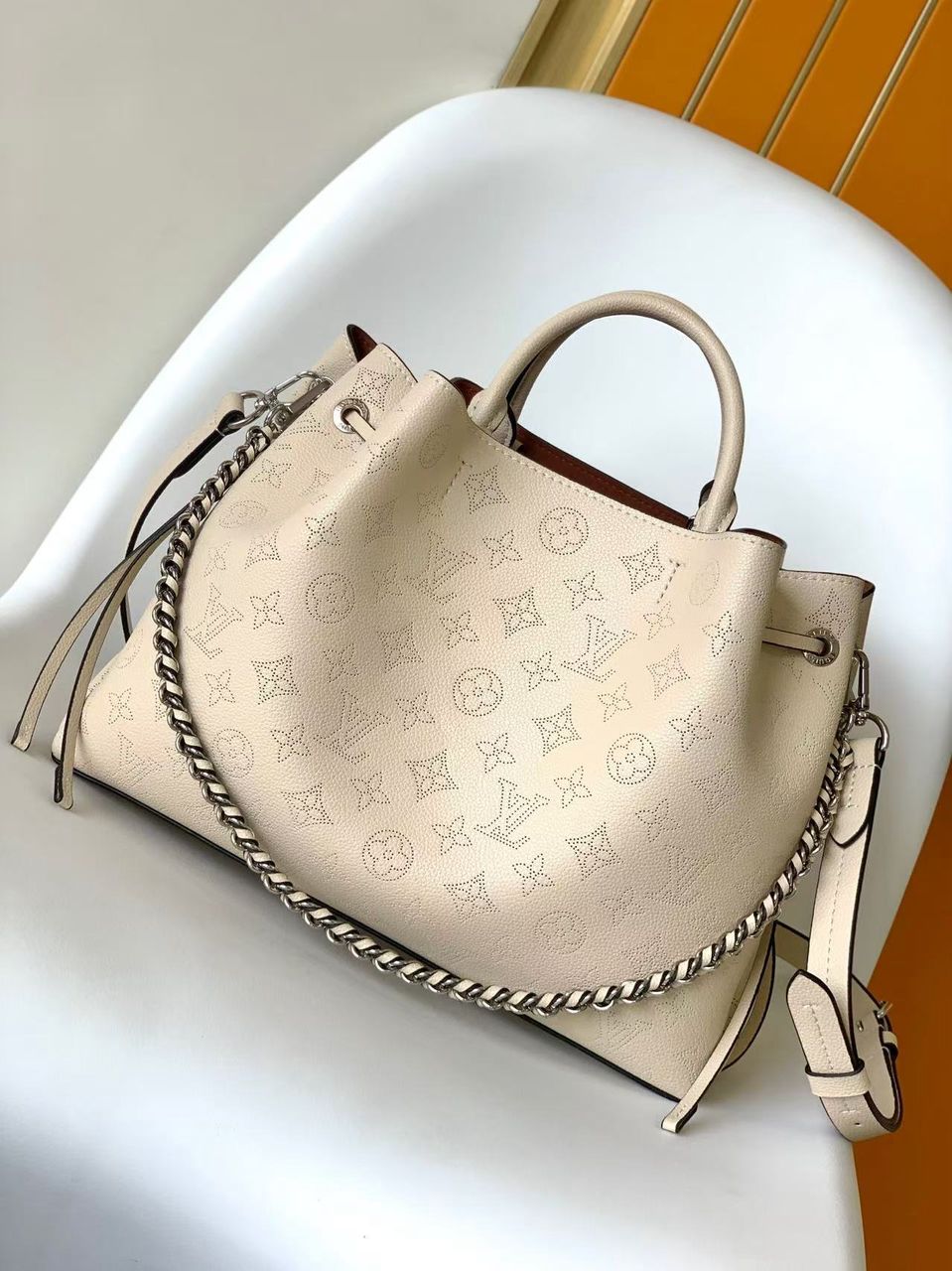 Louis Vuitton Bella Tote Mahina Leather