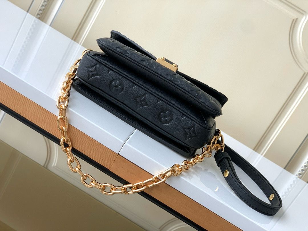 Louis Vuitton Pochette Metis East West