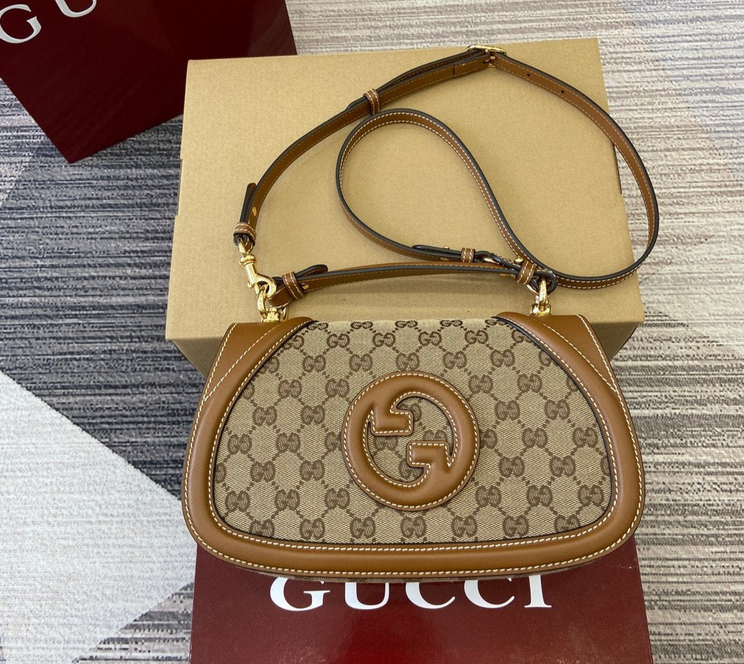 Gucci Blondie Medium shoulder bag