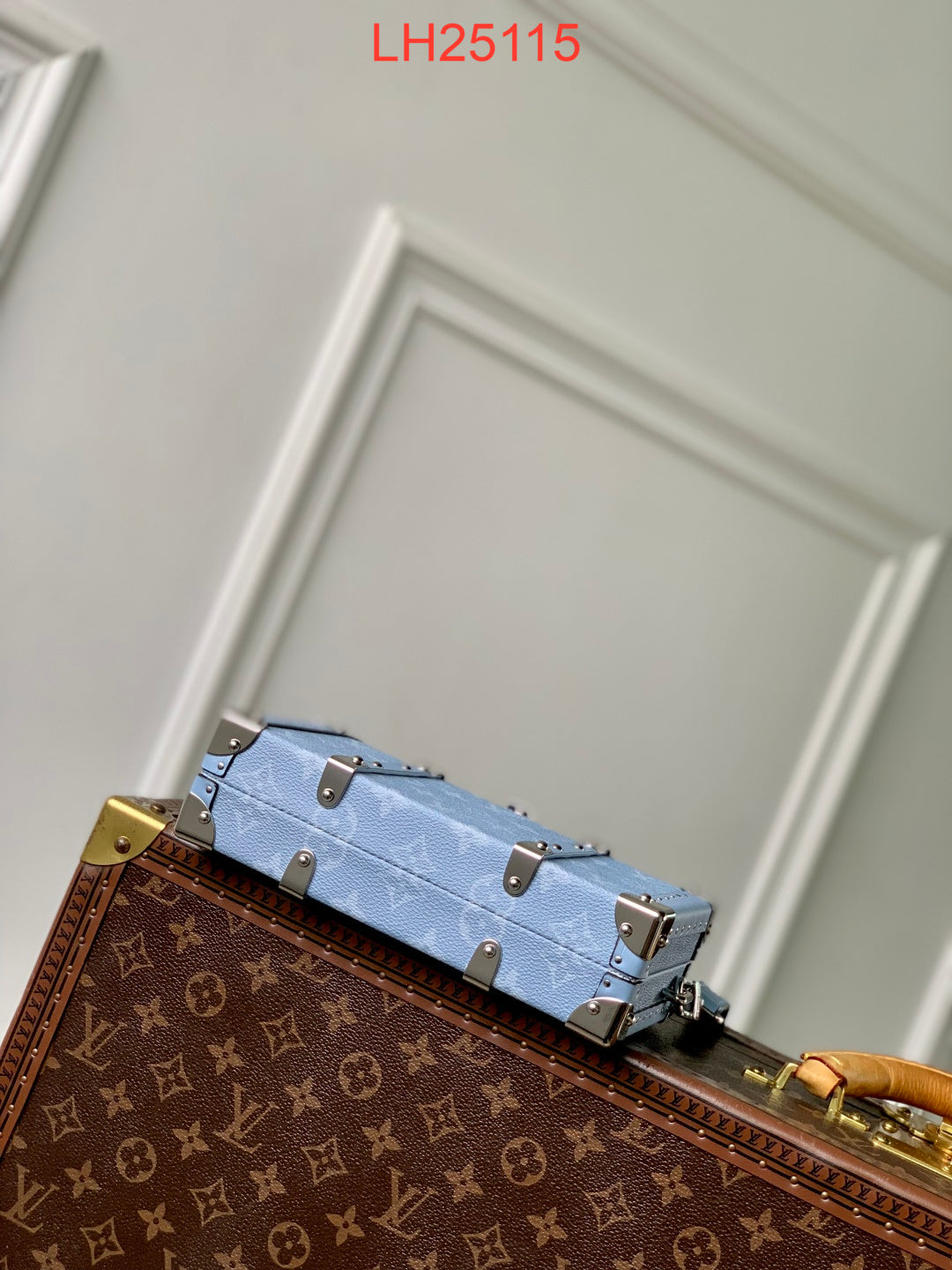 Louis Vuitton Wallet Trunk Taigarama