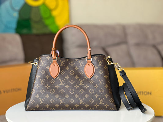 Louis Vuitton Opera PM