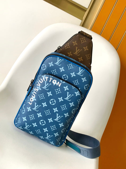 Louis Vuitton Avenue Slingbag NM