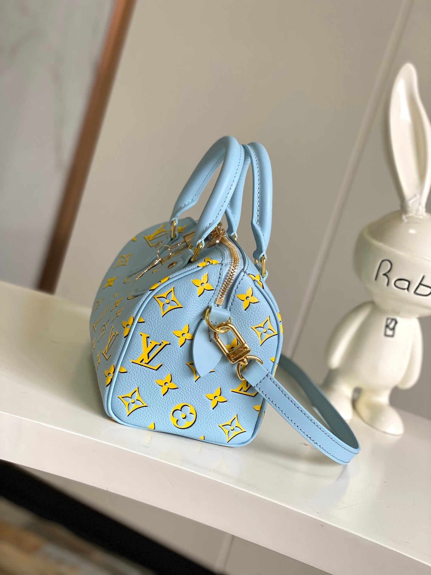 Louis Vuitton Speedy Bandoulière 20 baby blue