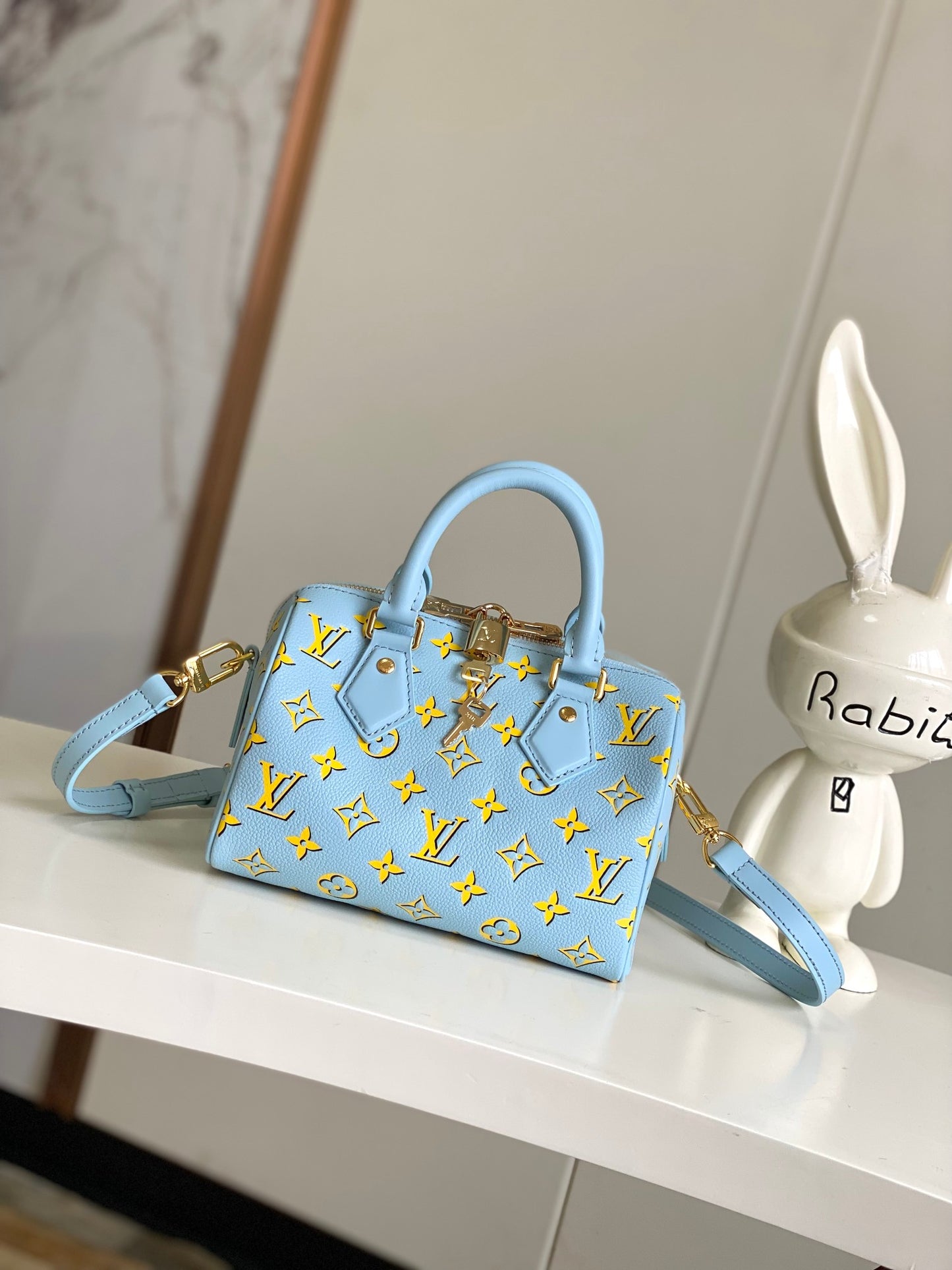 Louis Vuitton Speedy Bandoulière 20 baby blue