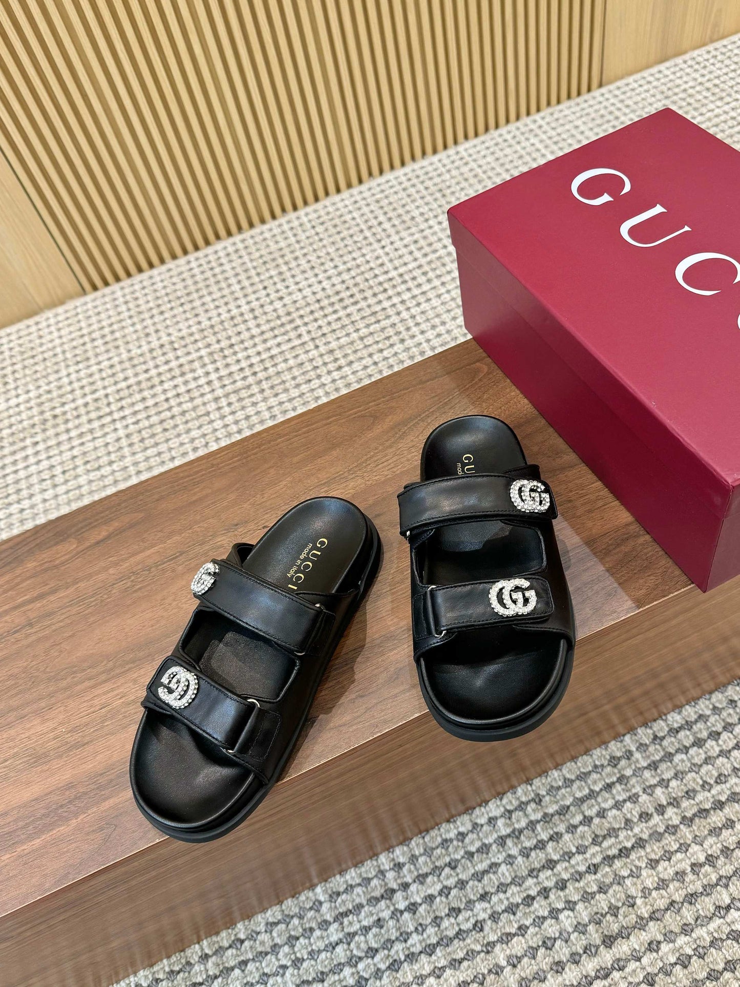 Gucci Leather Sandals