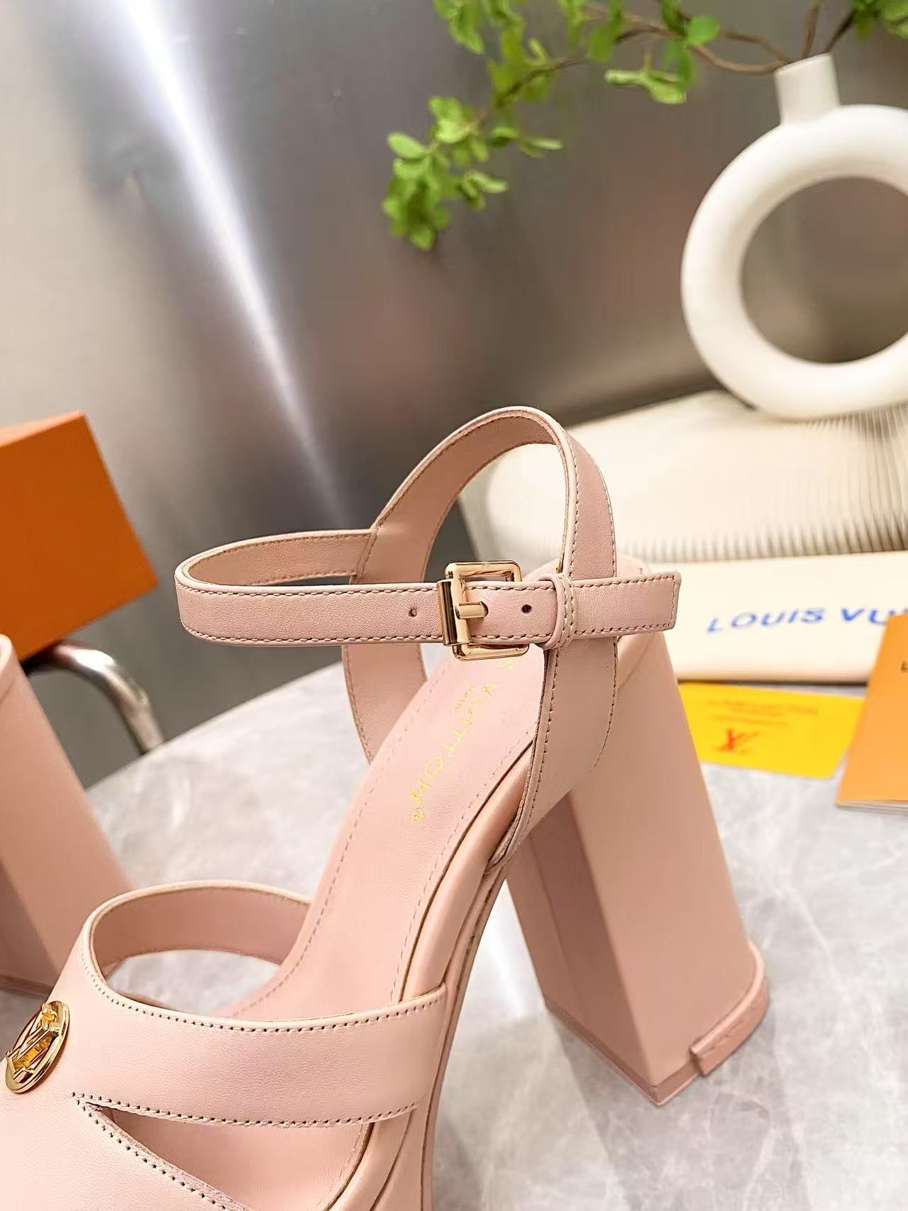 Louis Vuitton Heels Sandal