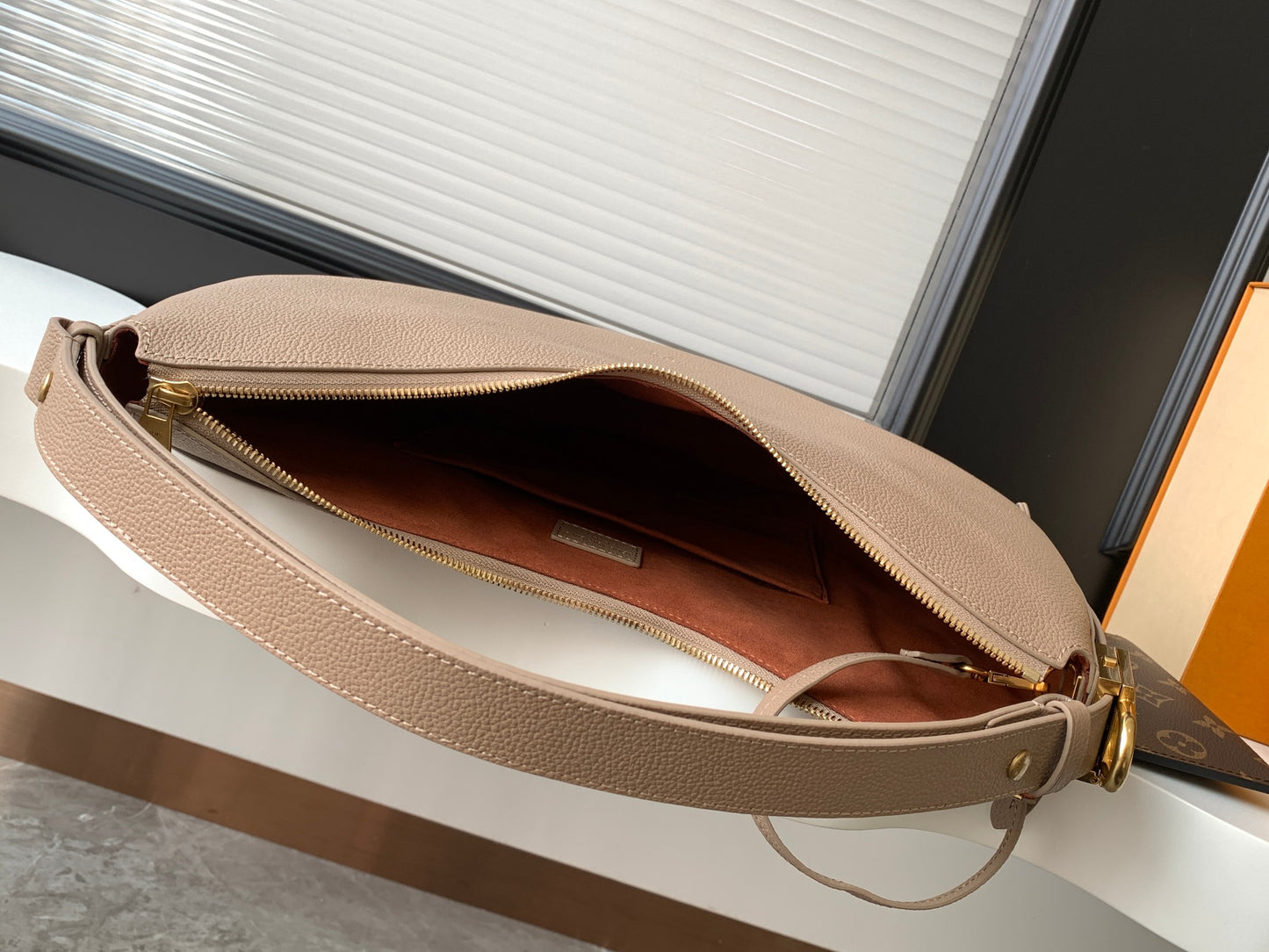 Louis Vuitton Low Key Cookie
