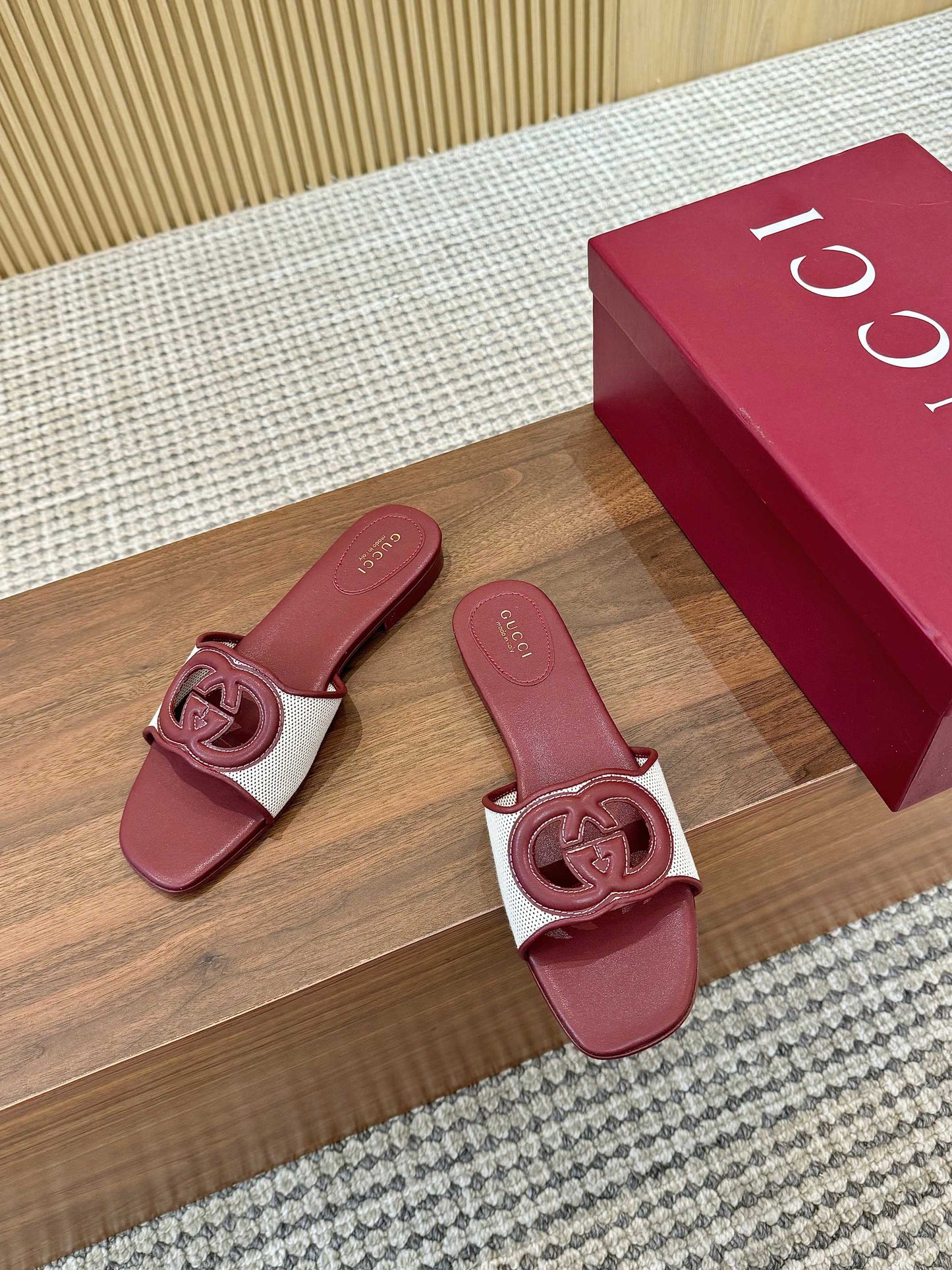 Gucci Sandals leather