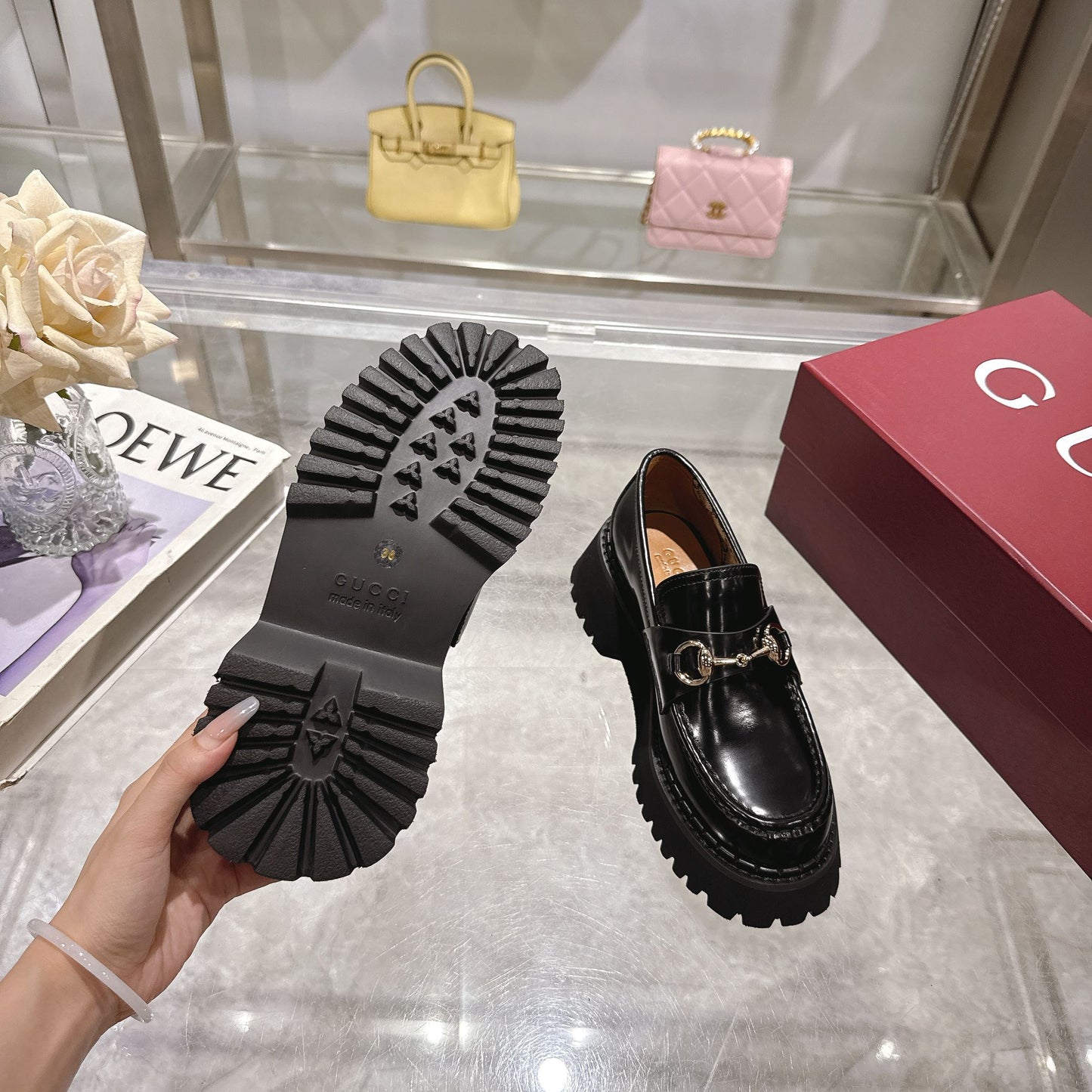 Gucci Leather Women's loafer with Horsebit
