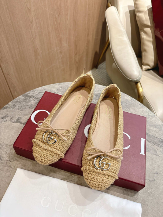 Gucci Raffia Ballerina Flats
