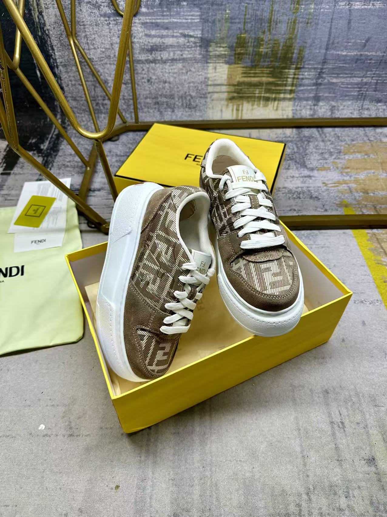 Fendi Sneakers