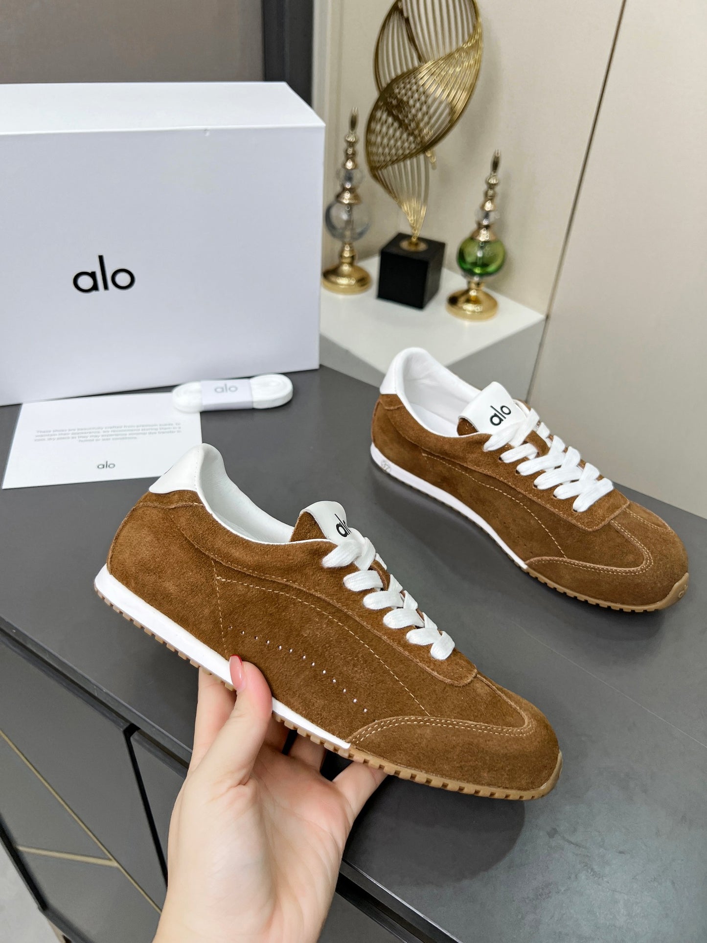 Alo Sunset Sneakers