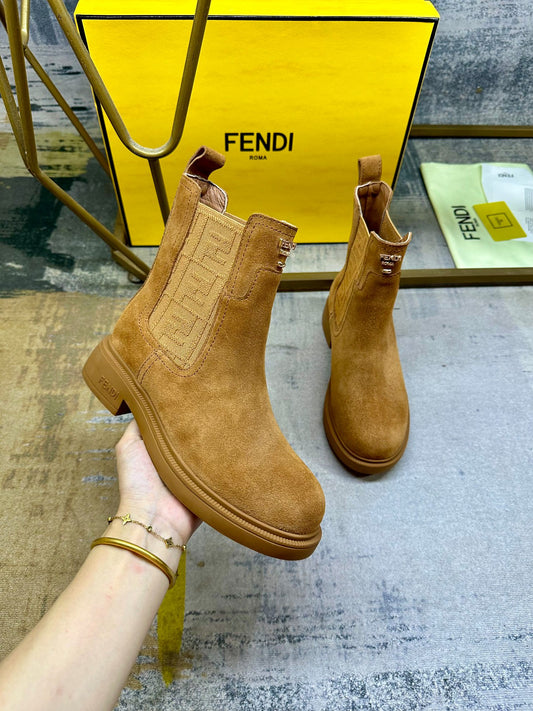 Fendi Suede boots