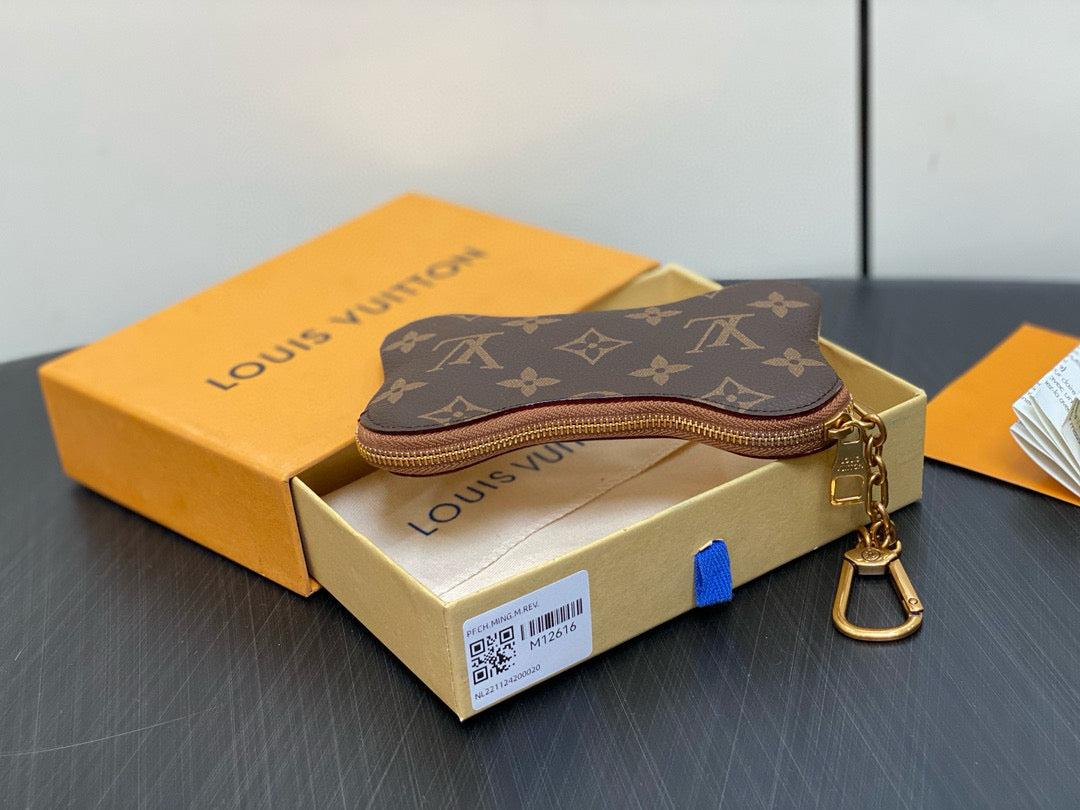 Louis Vuitton Bone Key Pouch