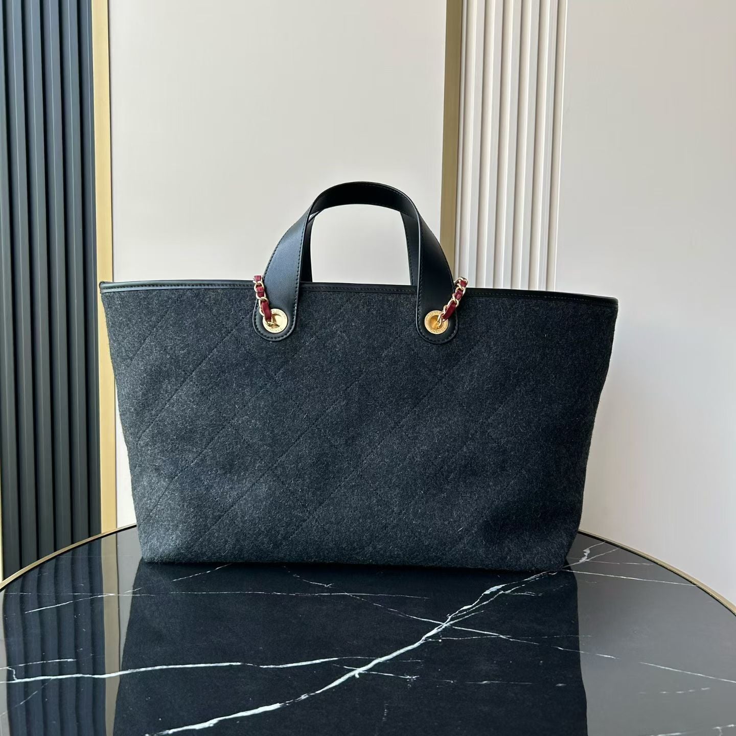 Chanel leather tote bag