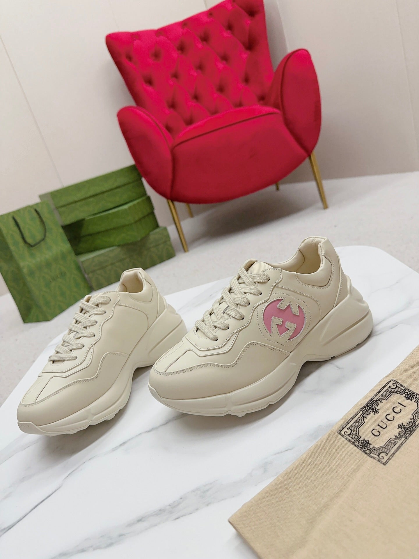 Gucci Sneakers