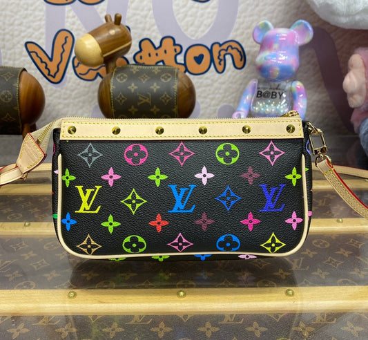 Louis Vuitton Pochette Accessories