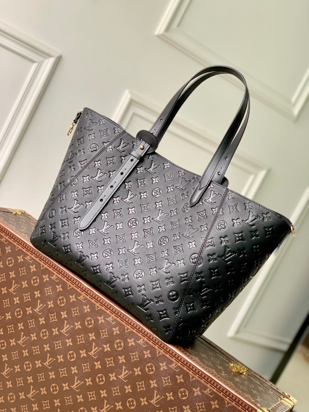 Louis Vuitton All in One MM