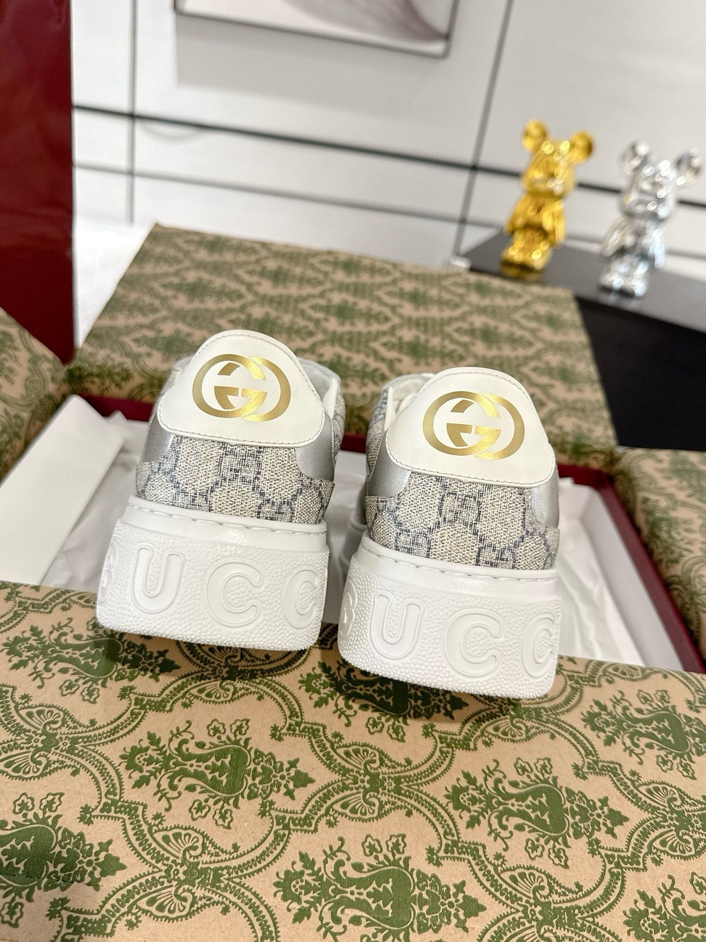 Gucci Sneakers