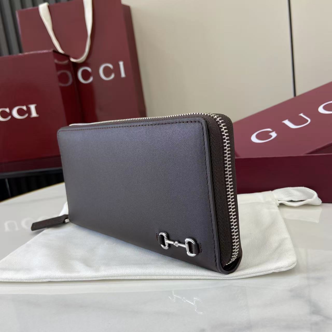 Gucci Zip around wallet with Horsebit
