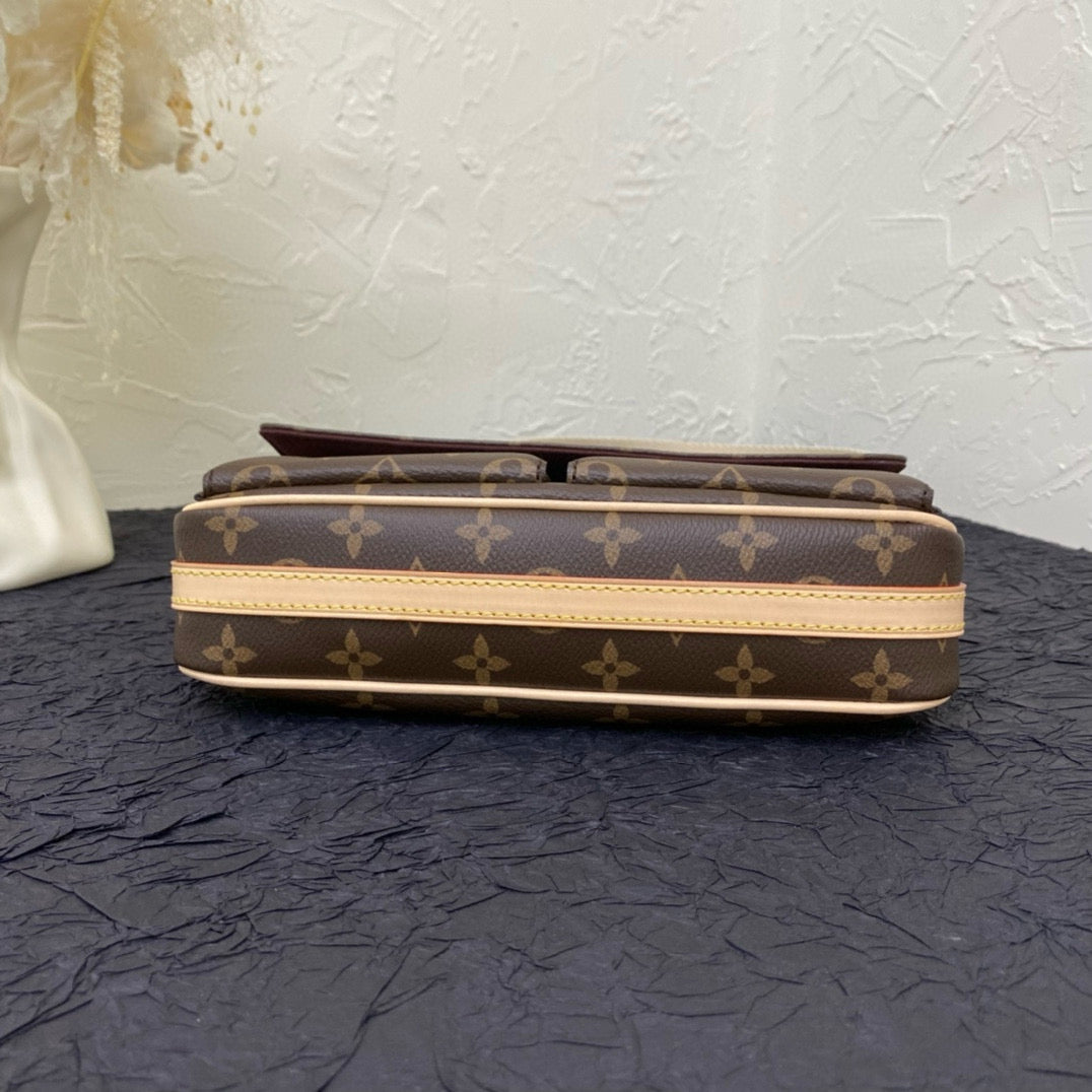Louis Vuitton Vivacité bag