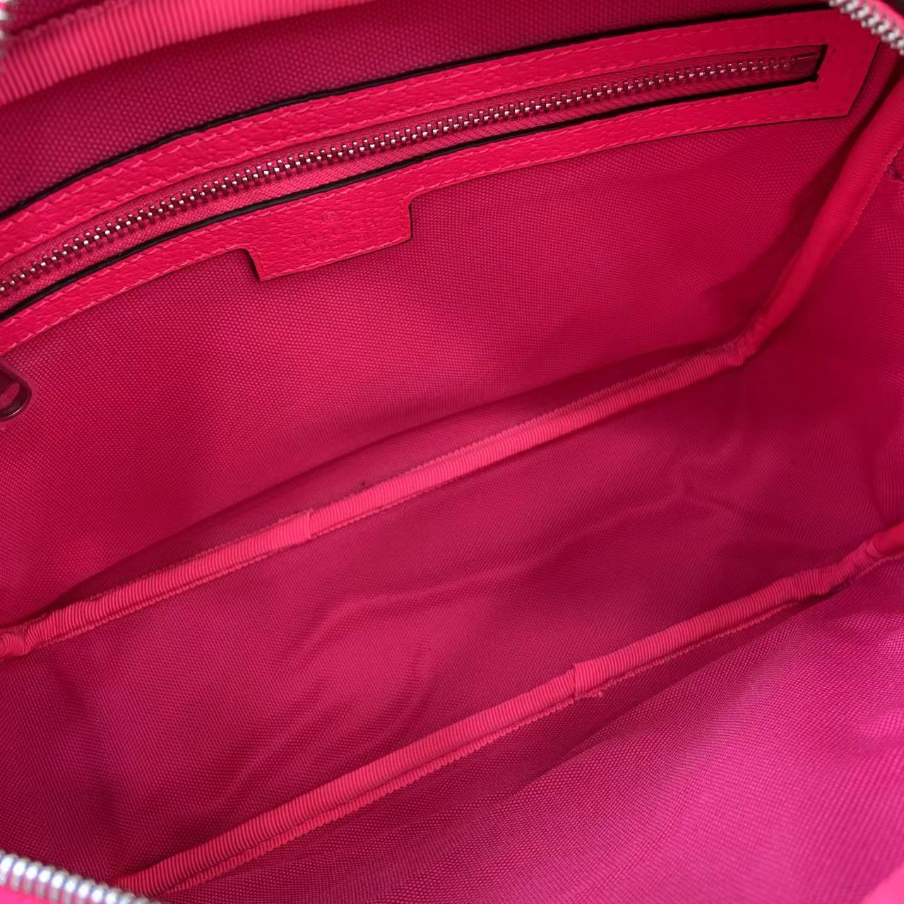 Gucci Medium crossbody bag with print