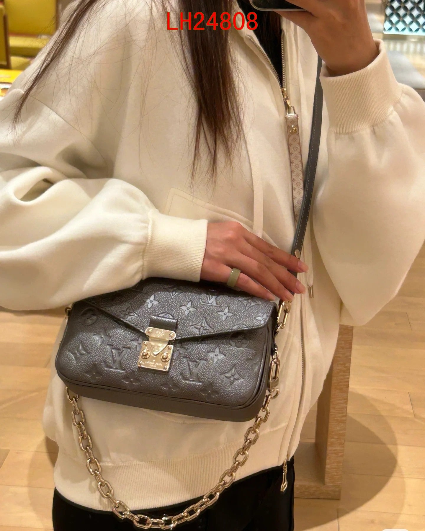 Louis Vuitton Metis East West Ski Collection