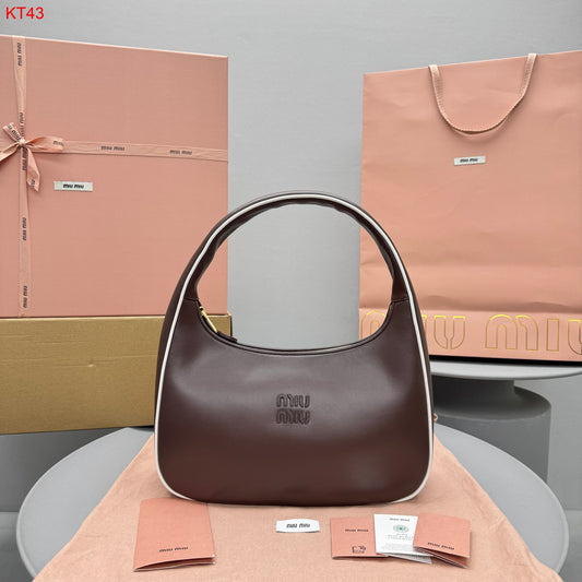 Miu Miu Wander leather bag