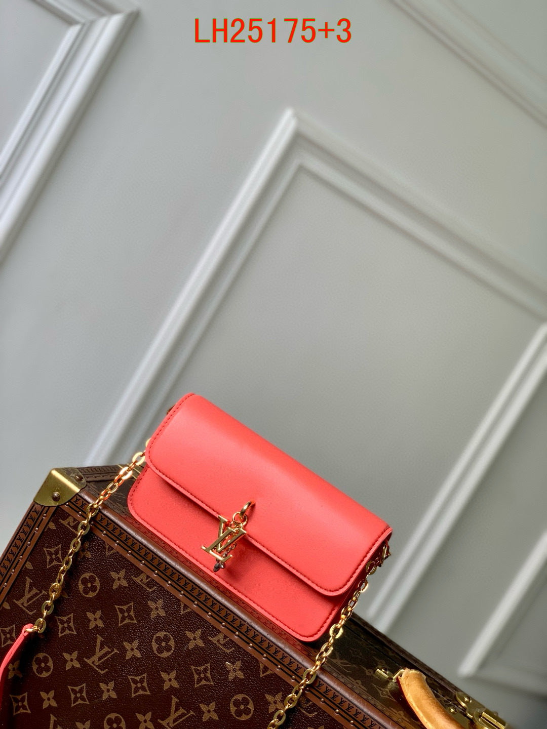 Louis Vuitton Wallet On Chain LV Bloom