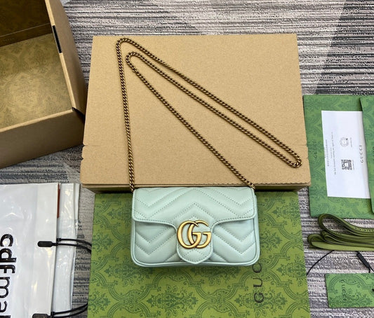 Gucci Super Mini Marmont