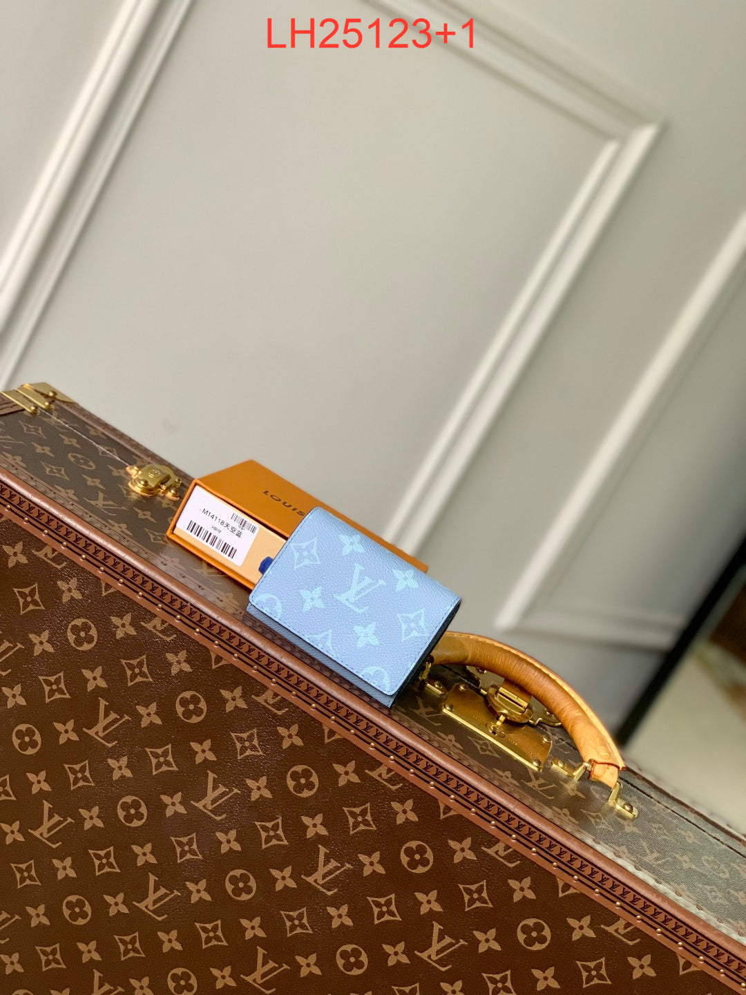 Louis Vuitton Envelope Business Card Holder