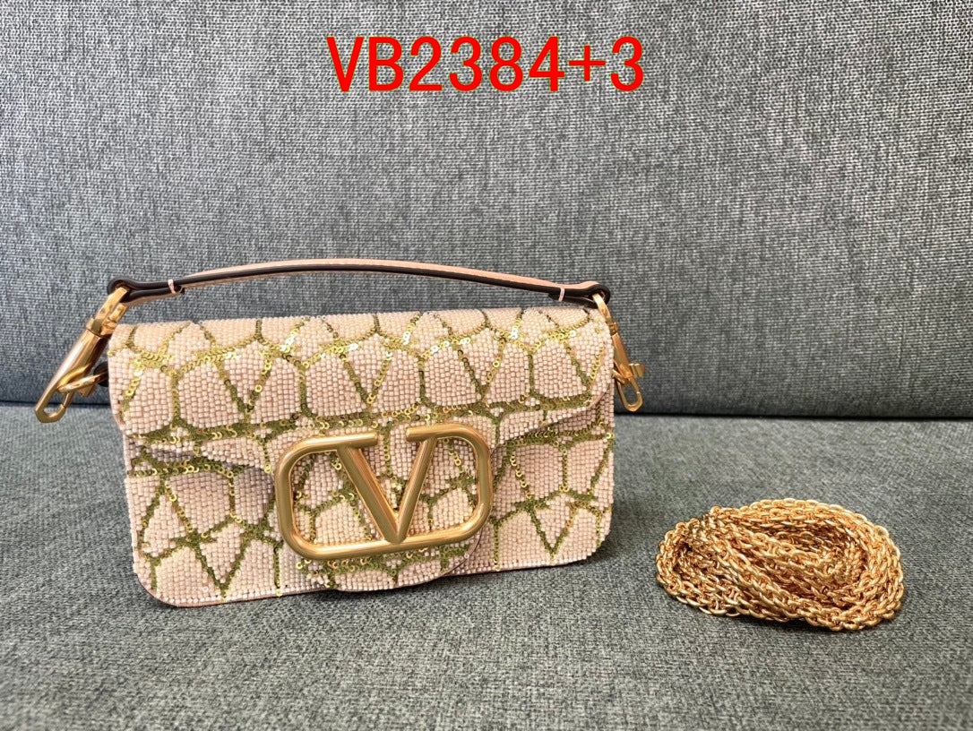 Valentino Garavani Chain Bag