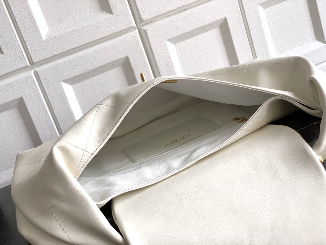 Chanel Leather Large Hobo bag