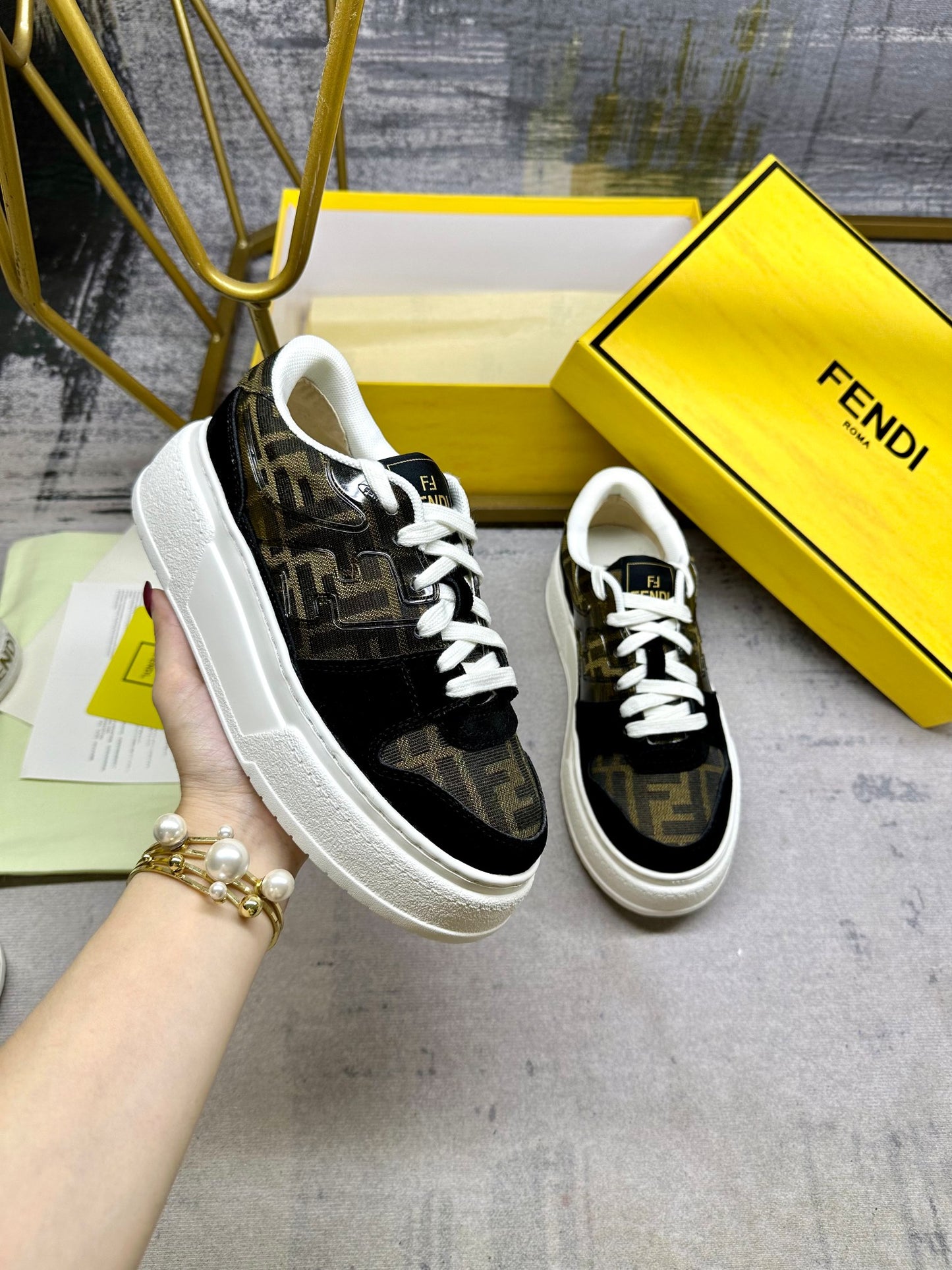 Fendi Sneakers