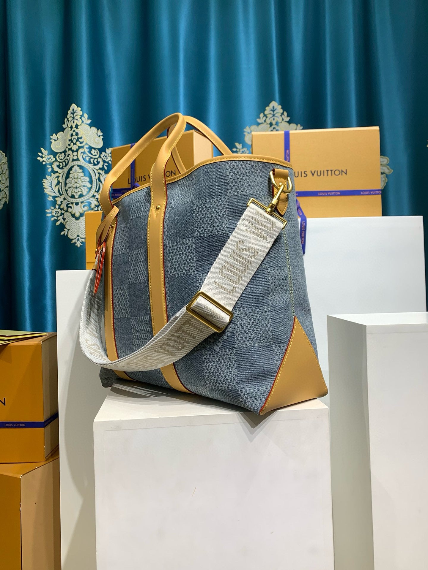Louis Vuitton Weekend Tote Denim bag