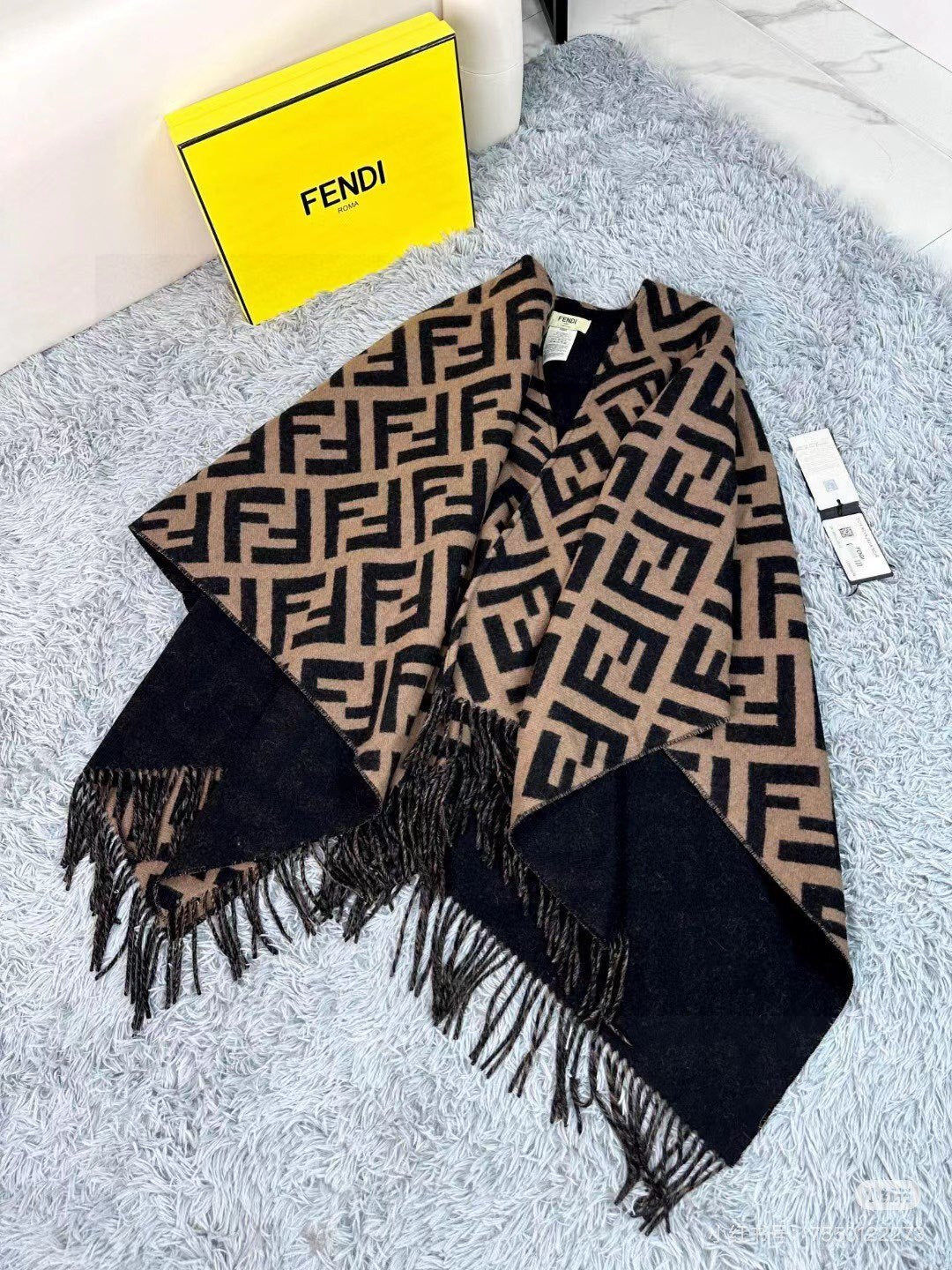 Fendi Poncho